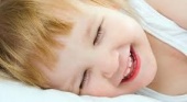 Из-за чего появляются трещинки в уголках рта ребенка? IsMama от 3 до 7